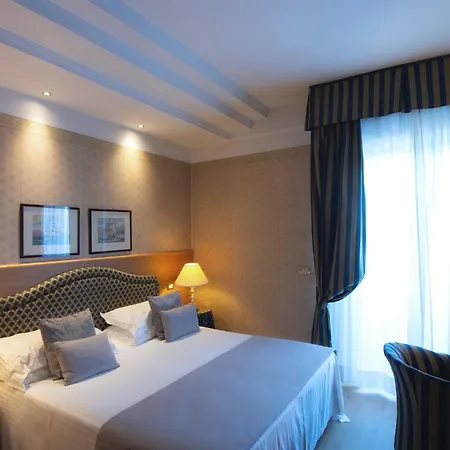 Hotel Lungomare Riccione Exterior photo
