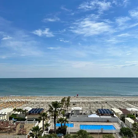 Hotel Lungomare Riccione Exterior photo