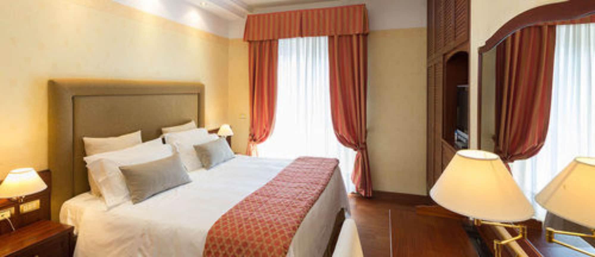 Lungomare Hotel 4*